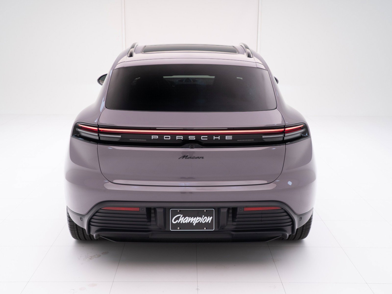 New 2026 Porsche Macan Electric image 10