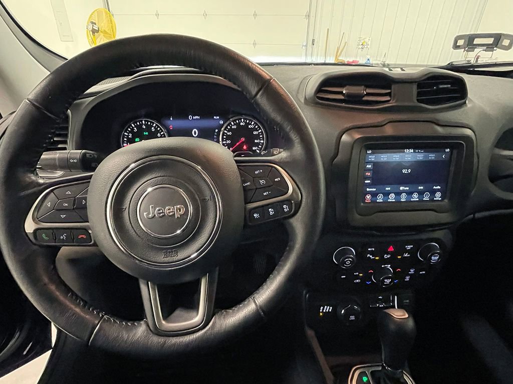 Used 2020 Jeep Renegade Limited w/ Advanced Technology Group image 34