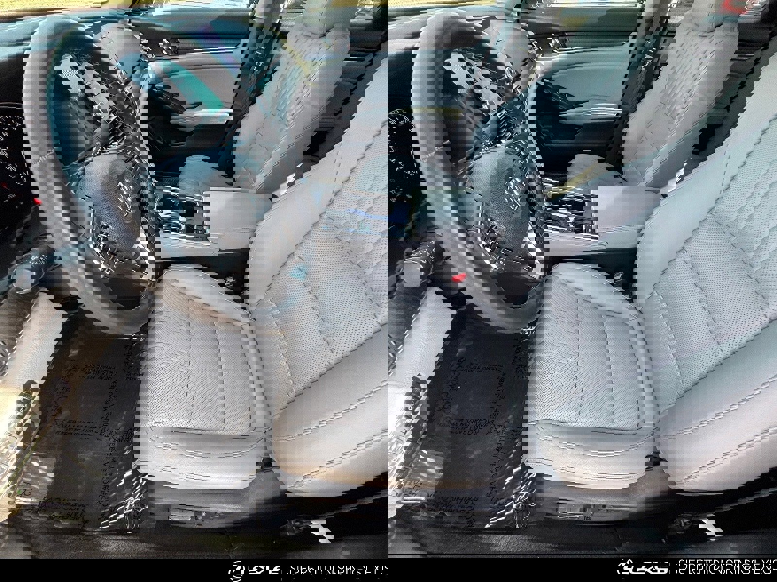 Used 2018 Honda Accord Touring image 18