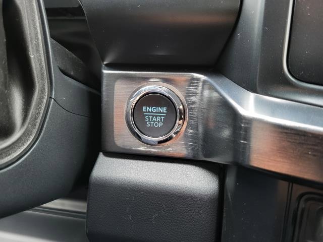 New 2025 Ford F250 Lariat image 13