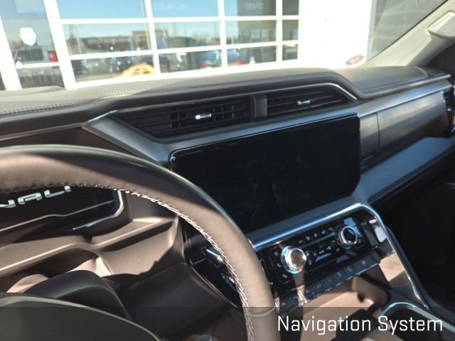 Used 2024 GMC Sierra 1500 Denali w/ Technology Package image 13