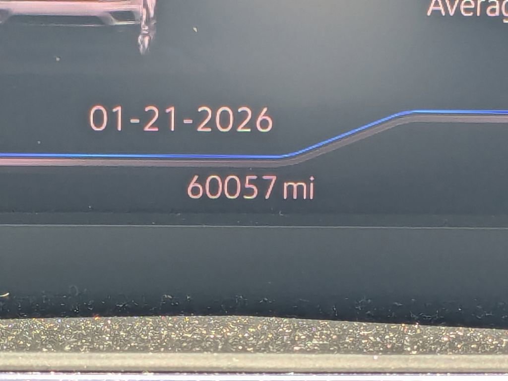 Used 2019 Volkswagen Tiguan SEL image 17