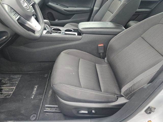 Used 2024 Nissan Altima 2.5 SV image 22