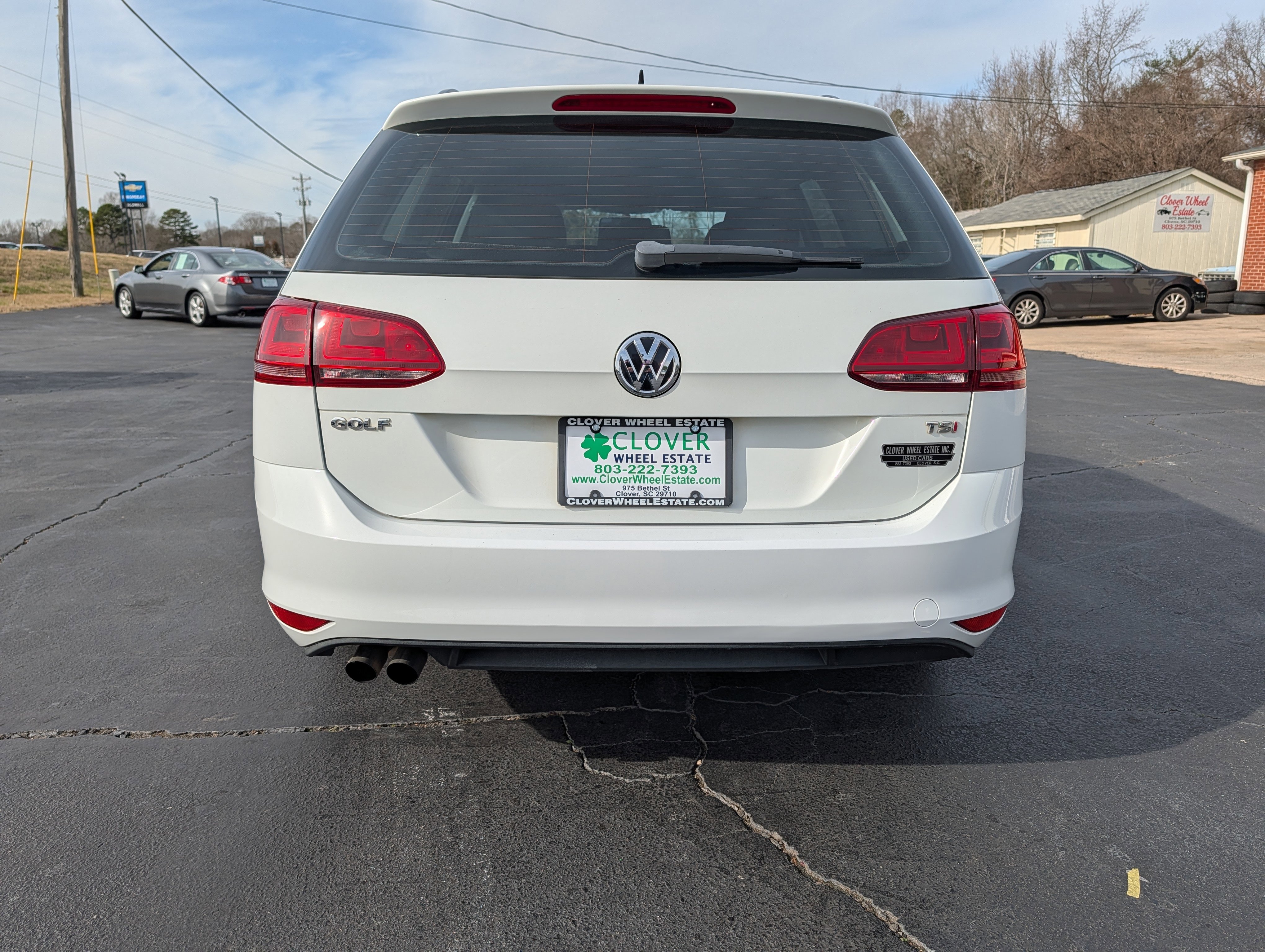 Used 2017 Volkswagen Golf S image 7