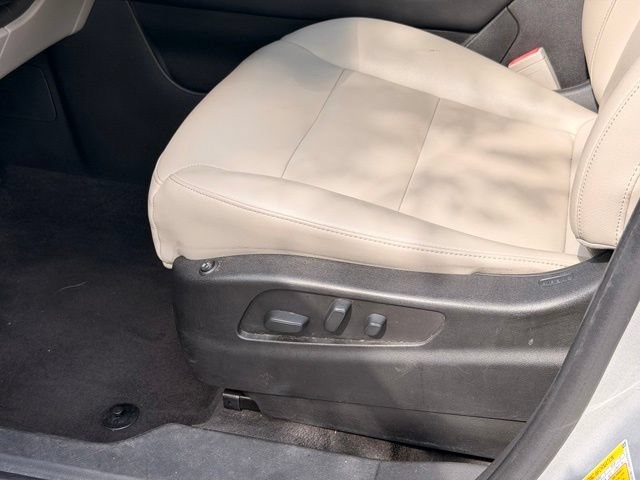 Used 2019 Cadillac XT4 Luxury FWD image 24