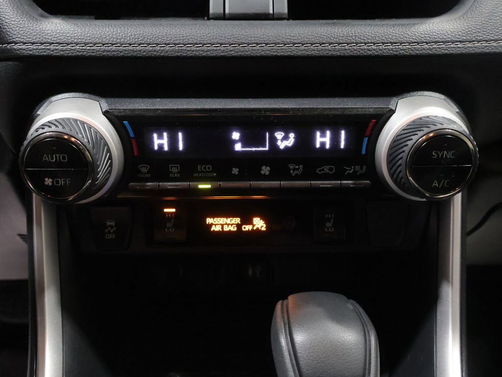 Used 2019 Toyota RAV4 XLE w/ Convenience Package image 29