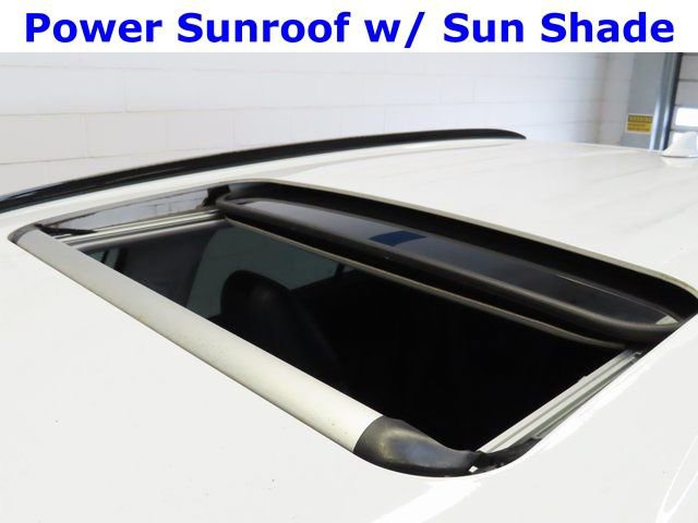 Used 2019 Toyota RAV4 XLE Premium image 6