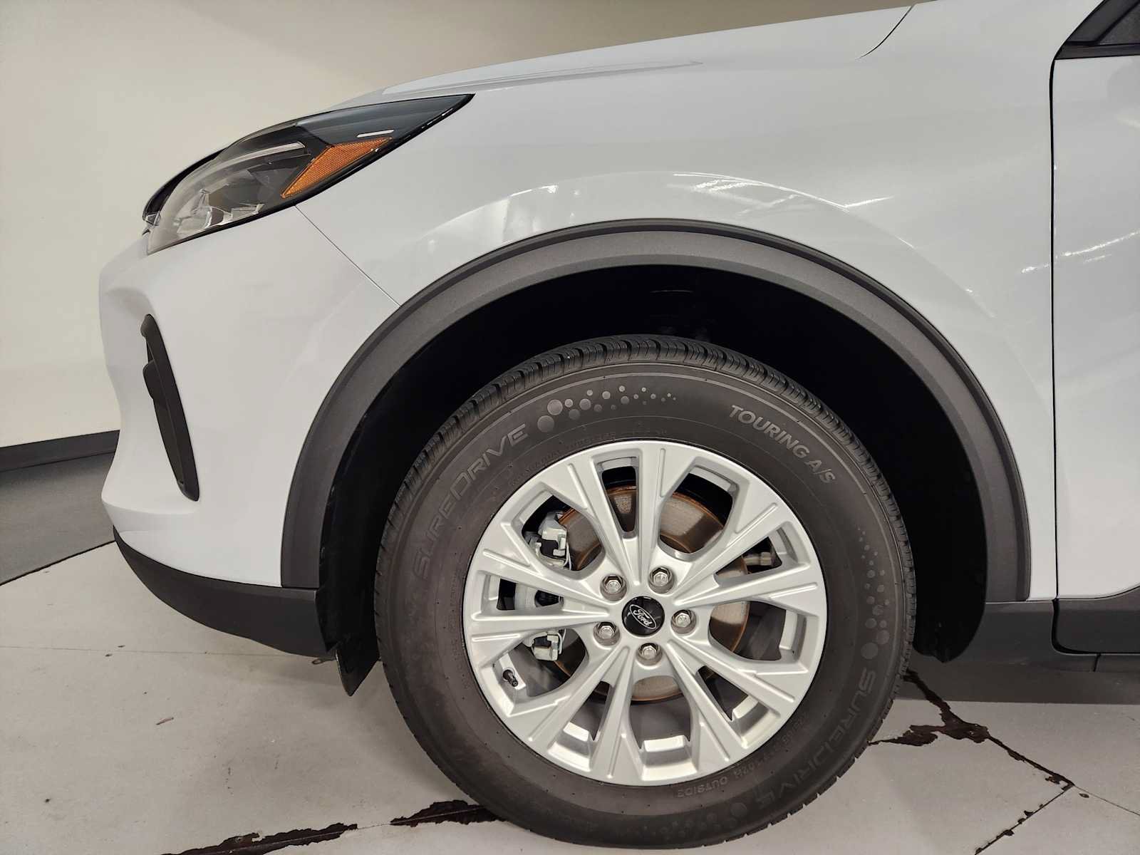 Used 2025 Ford Escape Active AWD/4WD image 11