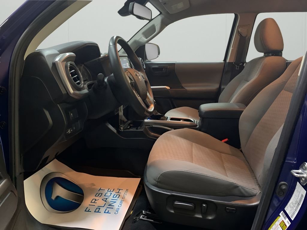 Used 2022 Toyota Tacoma SR5 image 11