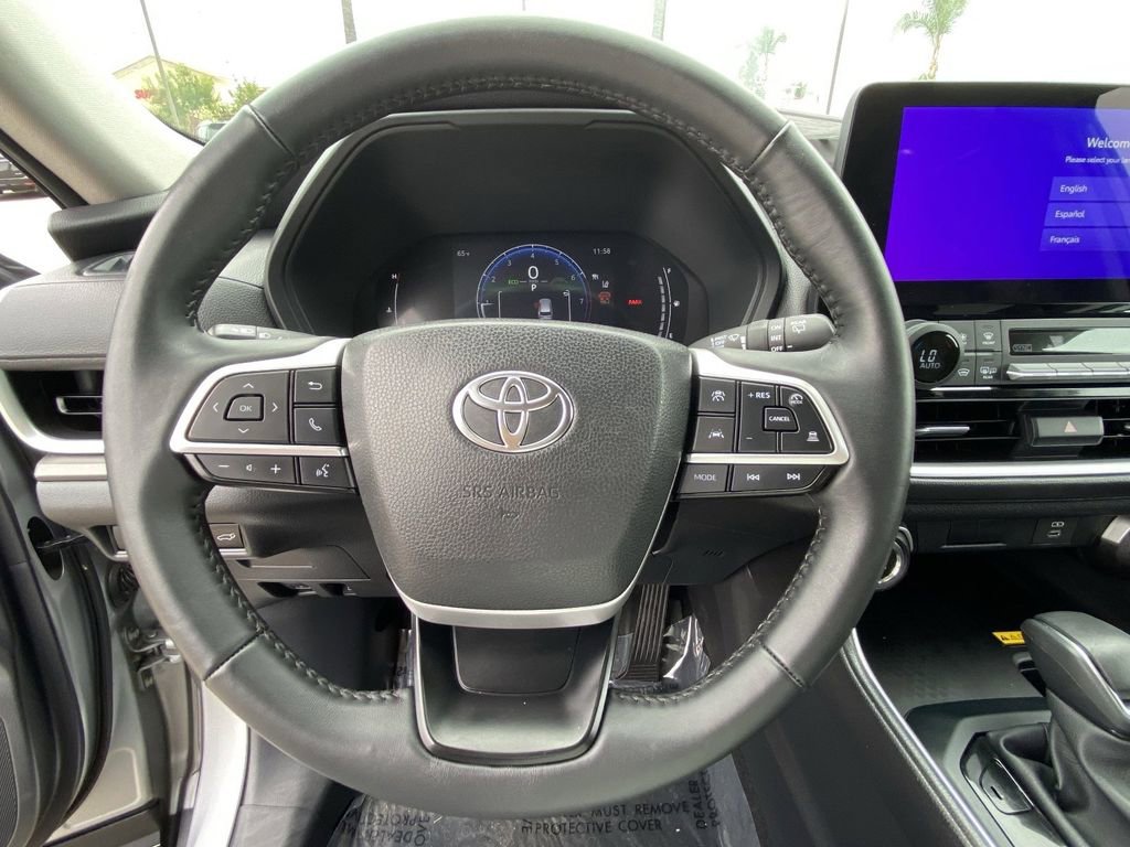 Certified 2025 Toyota Grand Highlander FWD image 24