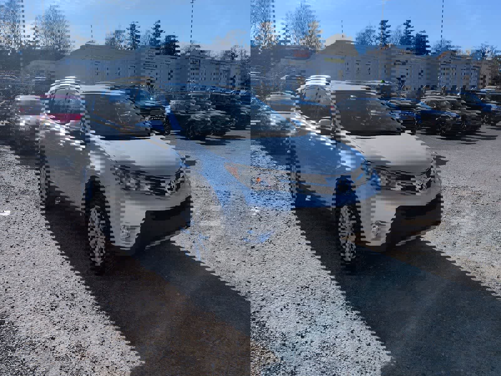 Used 2015 Toyota RAV4 Limited image 2