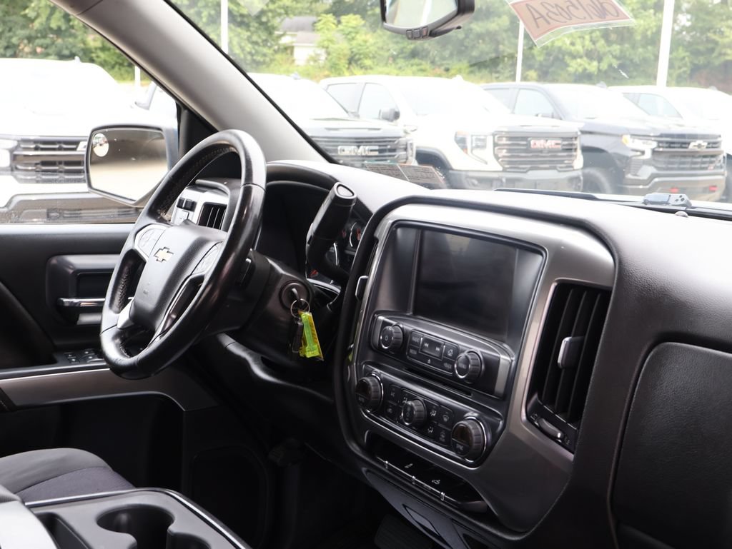 Certified 2019 Chevrolet Silverado 1500 LT w/ All Star Edition AWD/4WD image 34