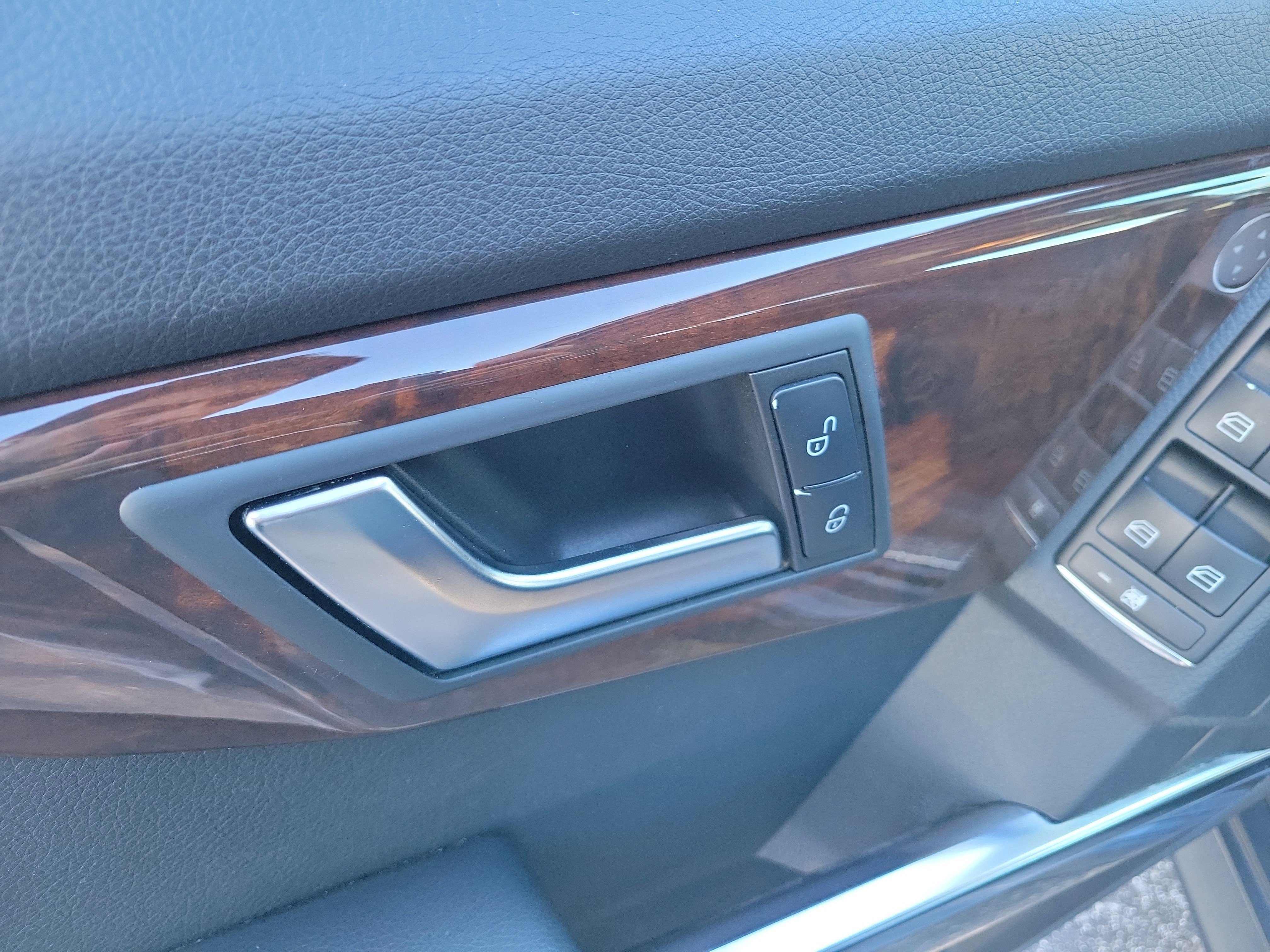 Used 2013 Mercedes-Benz GLK 350 4MATIC image 20