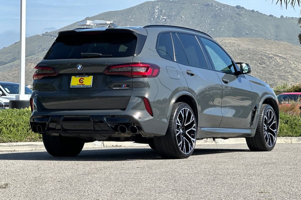 Used 2022 BMW X5 M w/ Competition Package 2 AWD/4WD image 3