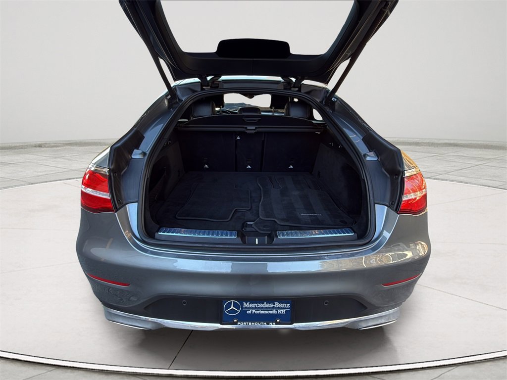 Used 2019 Mercedes-Benz GLC 300 4MATIC Coupe image 21