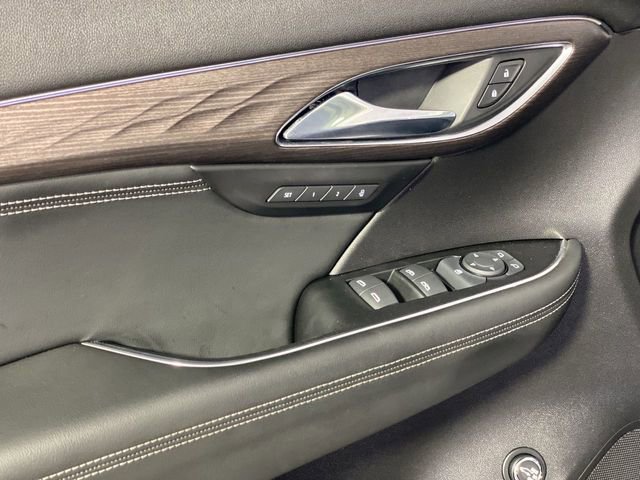 Used 2023 Buick Envision Avenir image 30