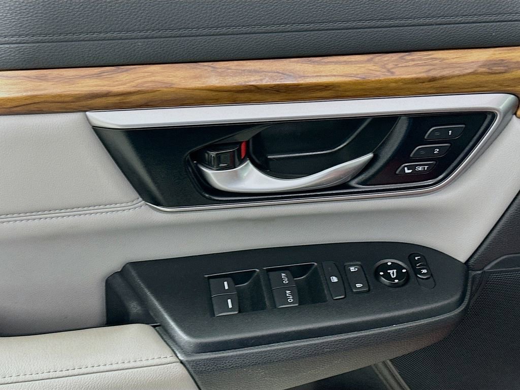 Certified 2021 Honda CR-V Touring image 21