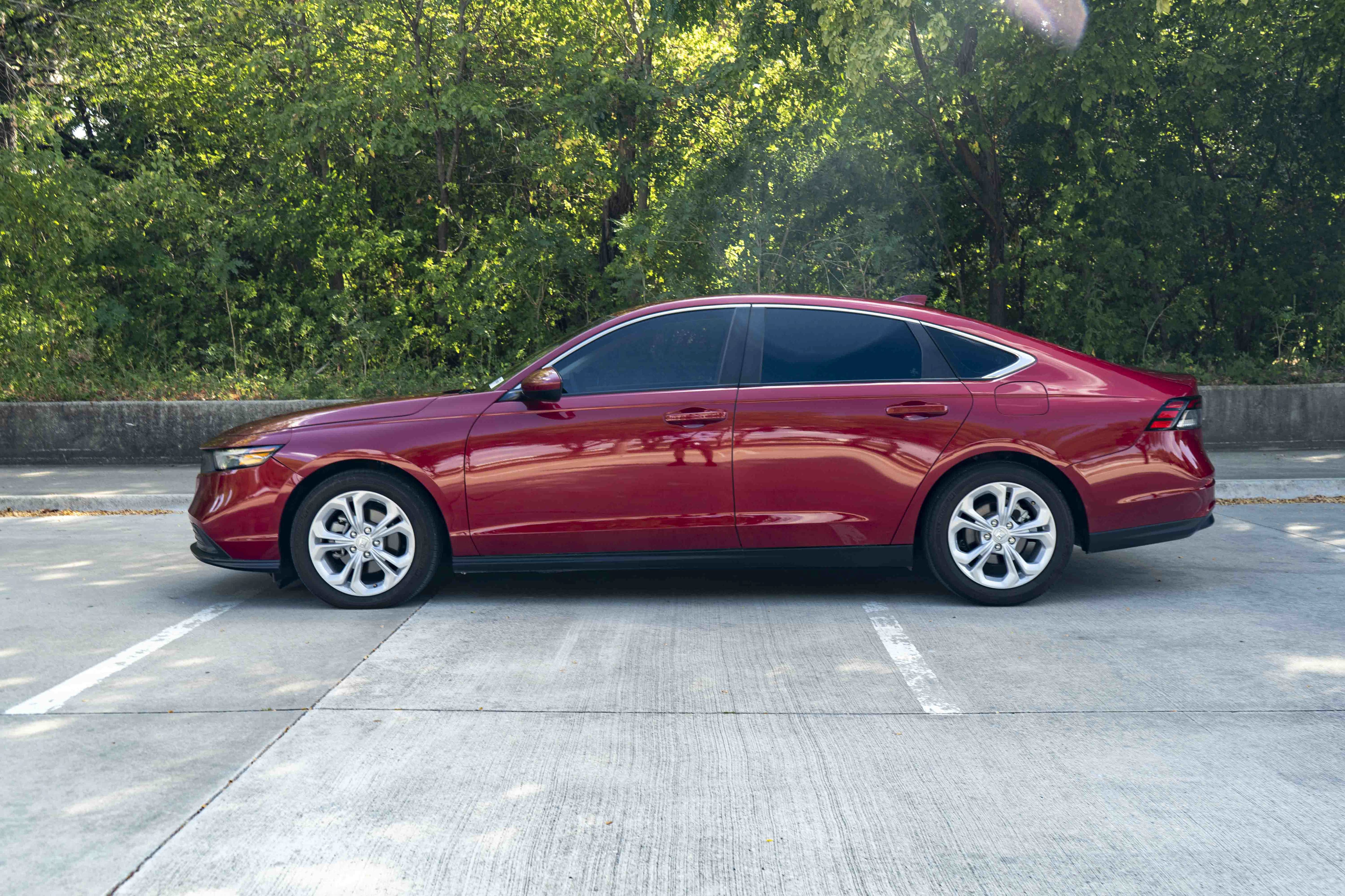 Used 2025 Honda Accord LX image 6