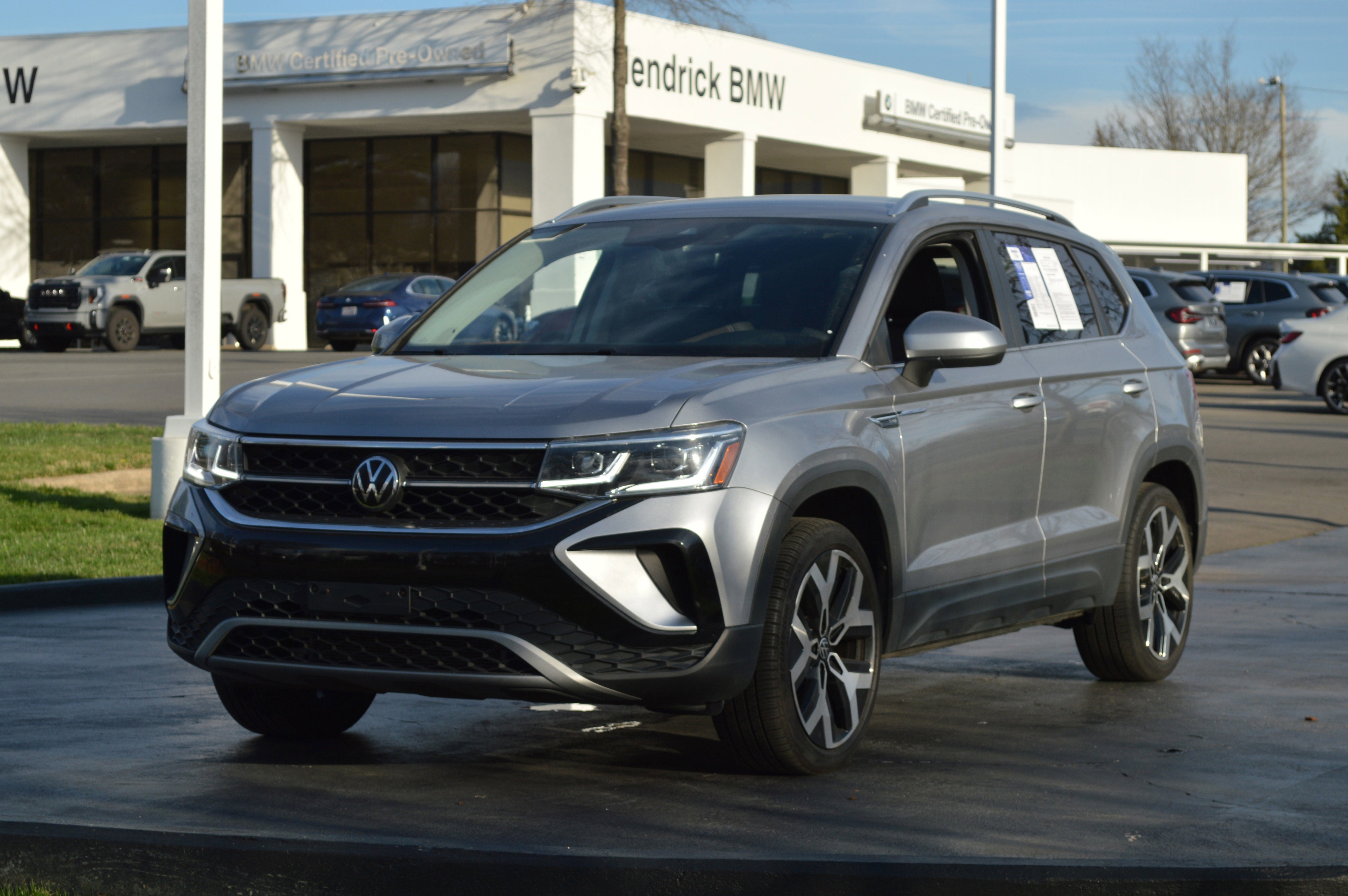 Used 2022 Volkswagen Taos SEL image 43