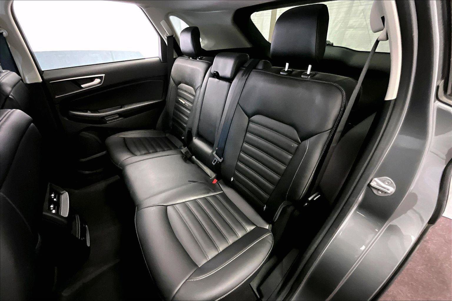 Used 2024 Ford Edge SEL w/ Convenience Package image 25