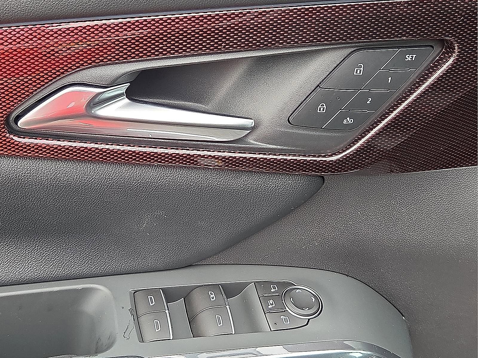 New 2026 Chevrolet Traverse RS image 14