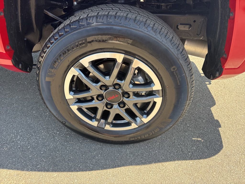 Used 2025 Toyota Tacoma TRD Sport image 29