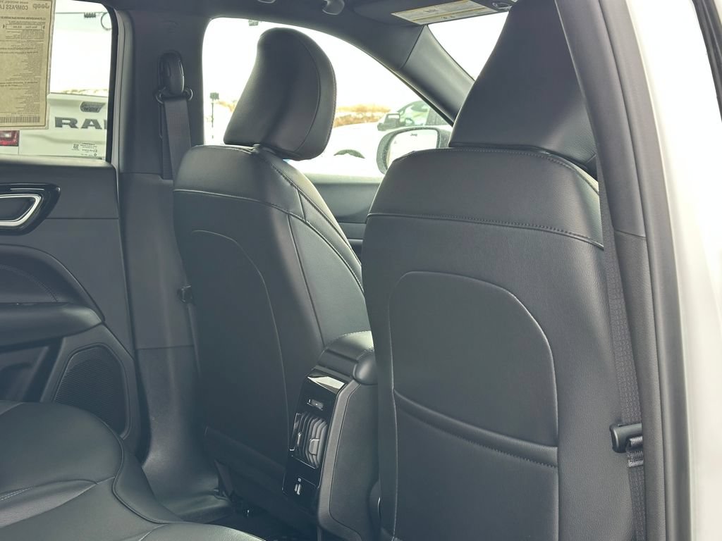 New 2026 Jeep Compass Latitude AWD/4WD image 15