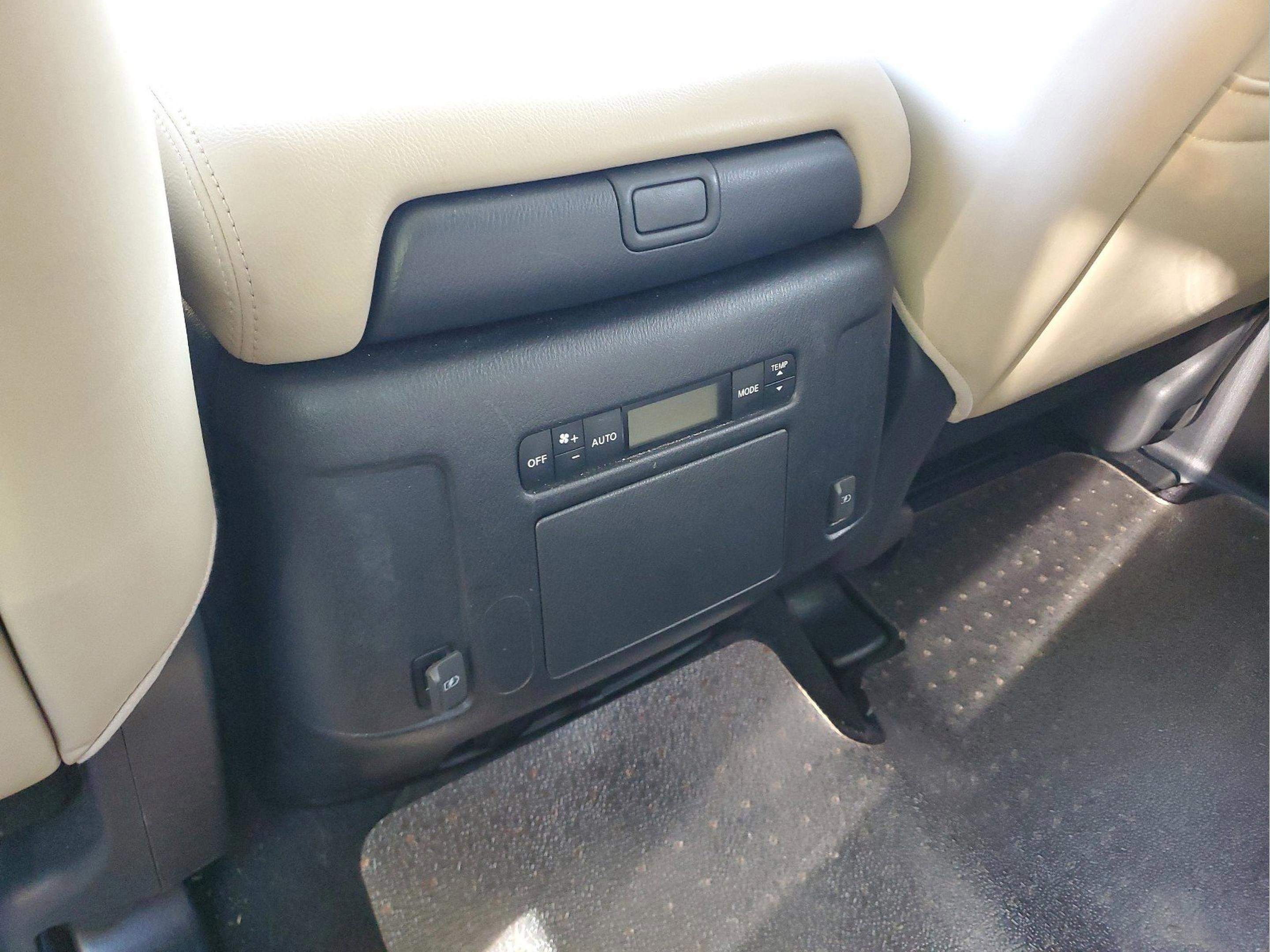Used 2019 Nissan Armada SL w/ Premium Package RWD image 11