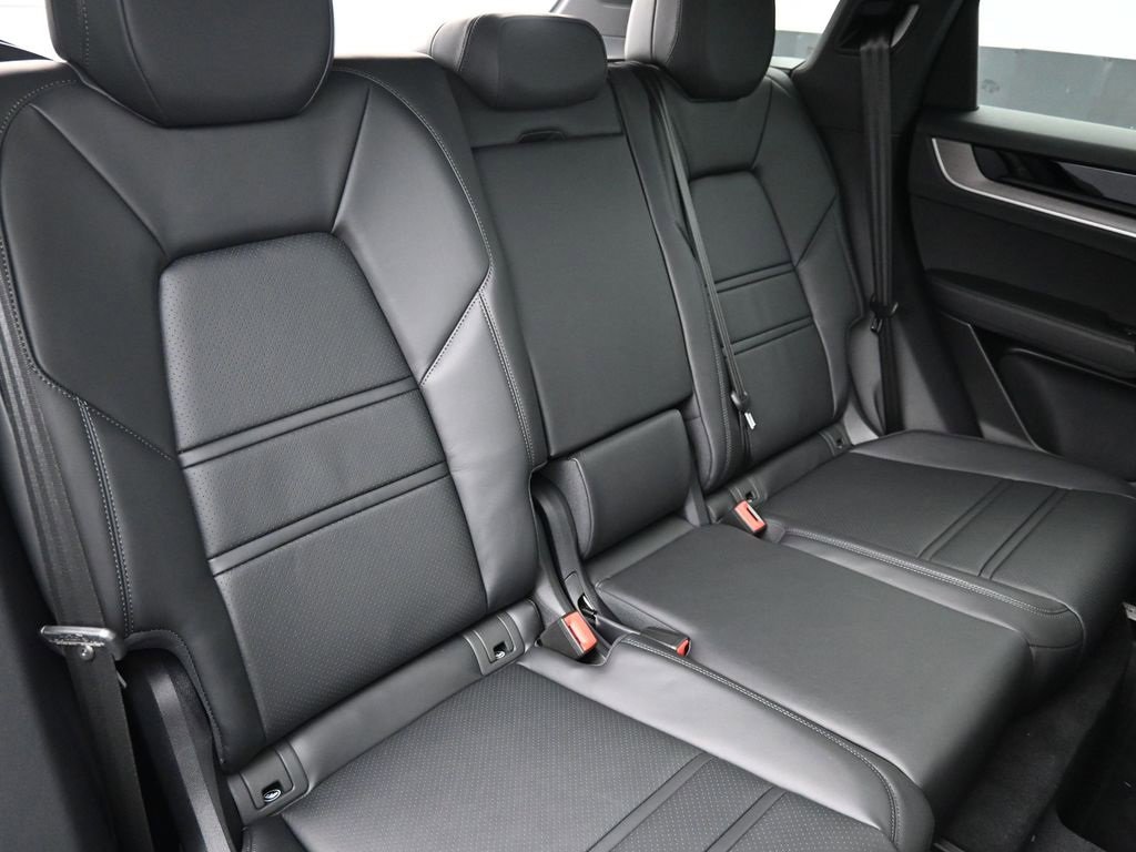 New 2025 Porsche Cayenne E-Hybrid image 22