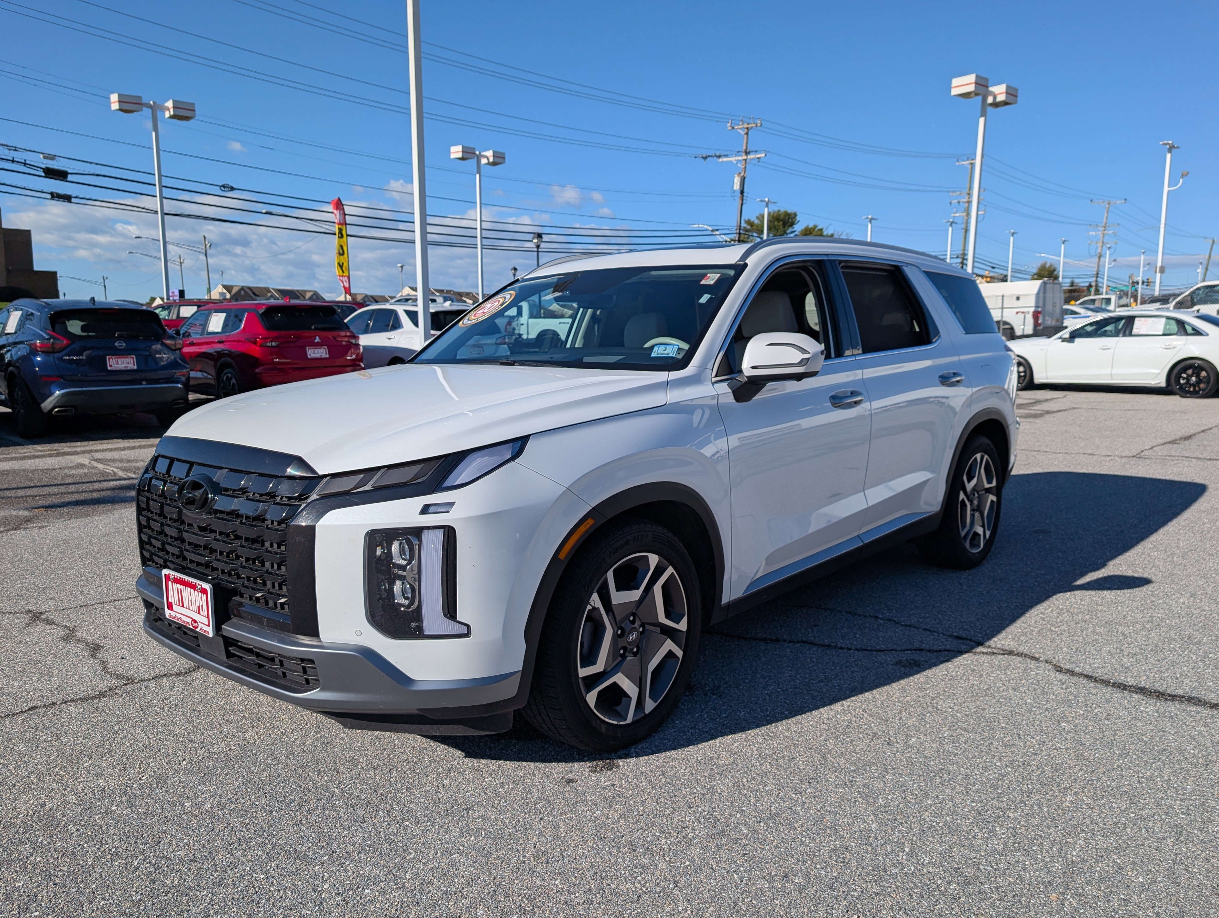 Used 2024 Hyundai Palisade Limited image 7