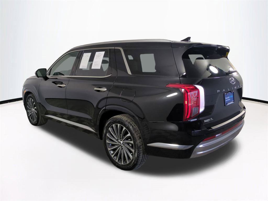 Used 2023 Hyundai Palisade Calligraphy image 7