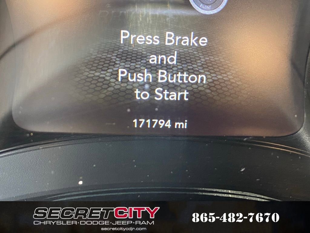 Used 2018 Dodge Charger SXT Plus w/ Blacktop Package image 6