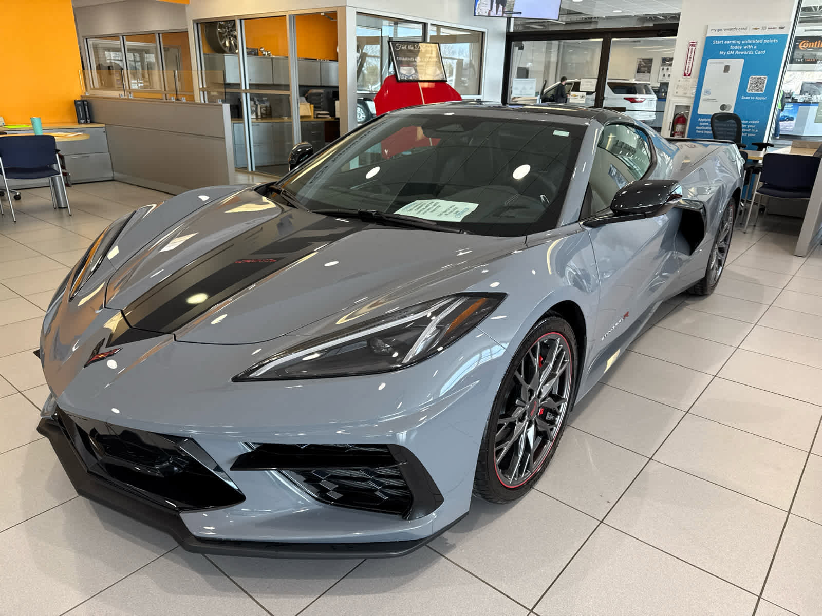 Used 2024 Chevrolet Corvette 2LT image 7