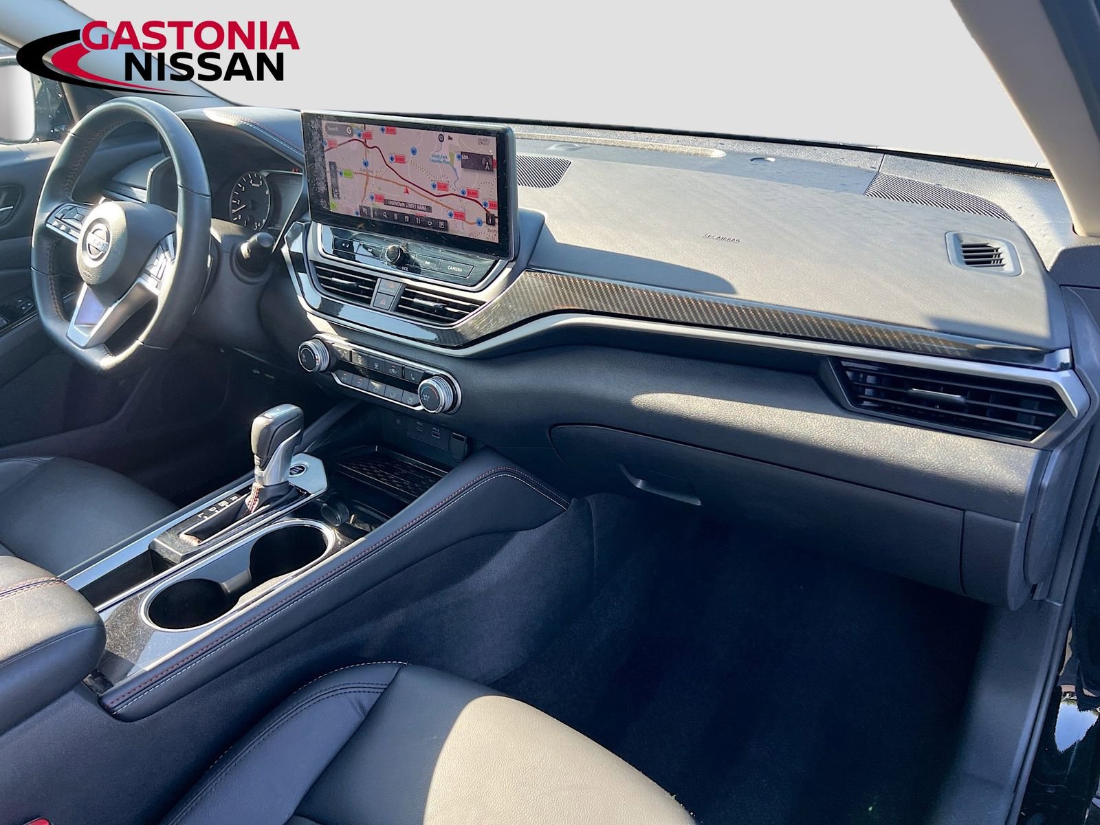 Used 2024 Nissan Altima 2.5 SR w/ SR Premium Package FWD image 38