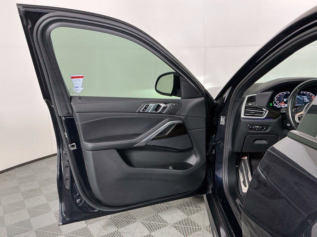 Used 2021 BMW X6 xDrive40i w/ M Sport Package AWD/4WD image 23