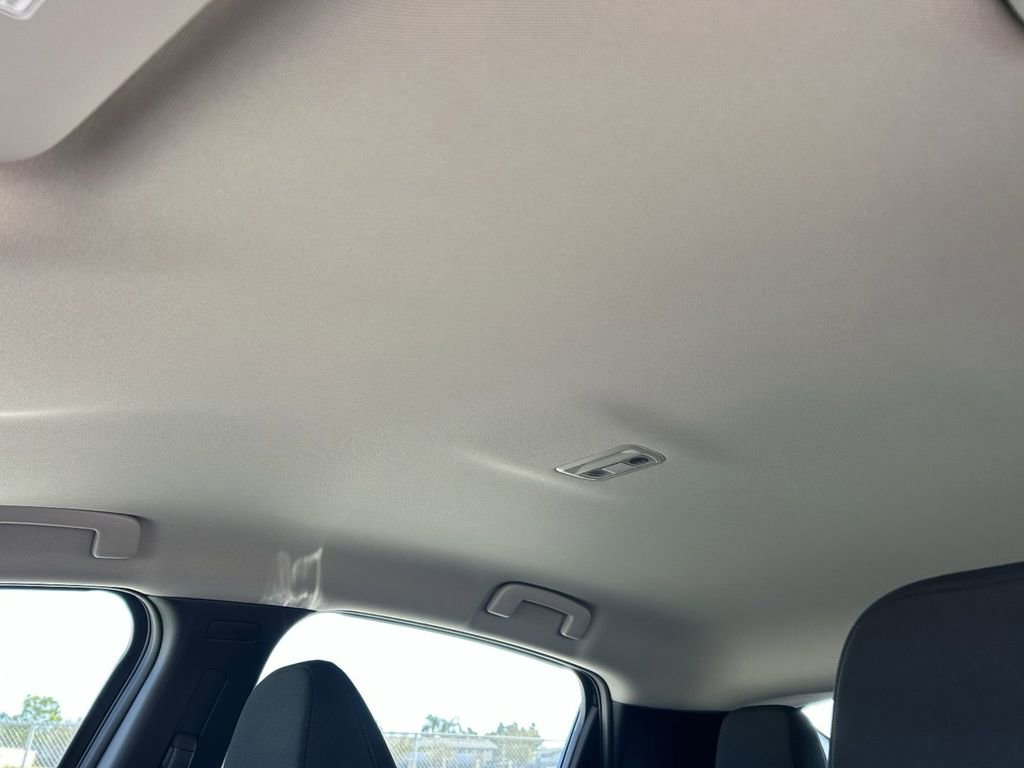 New 2026 Nissan Leaf image 17