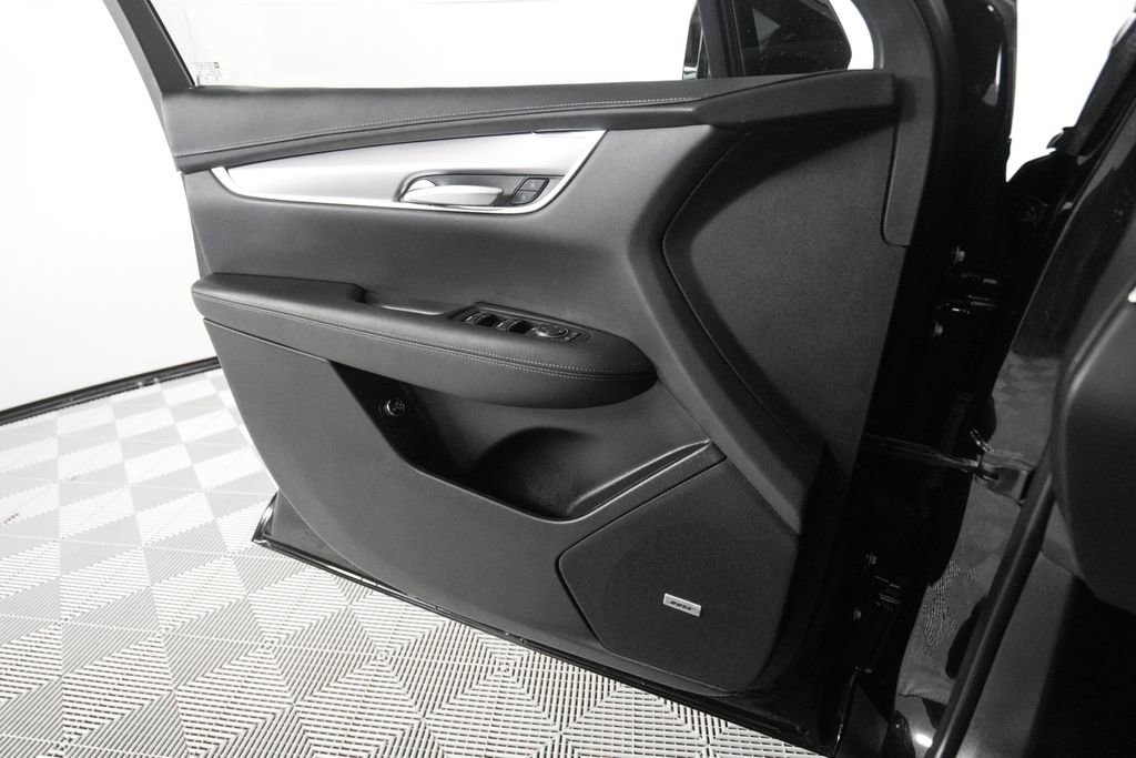 Used 2024 Cadillac XT5 Luxury image 12