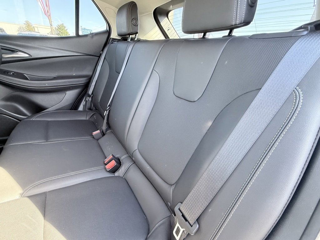 Used 2024 Buick Encore GX Sport Touring image 30