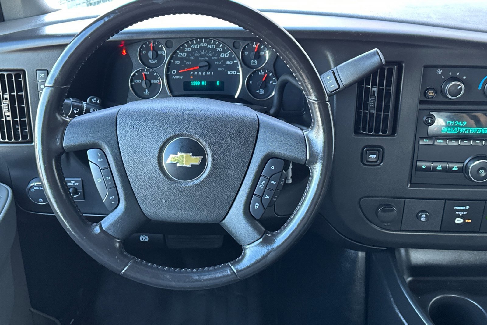 Used 2022 Chevrolet Express 2500 Extended w/ Driver Convenience Package image 12