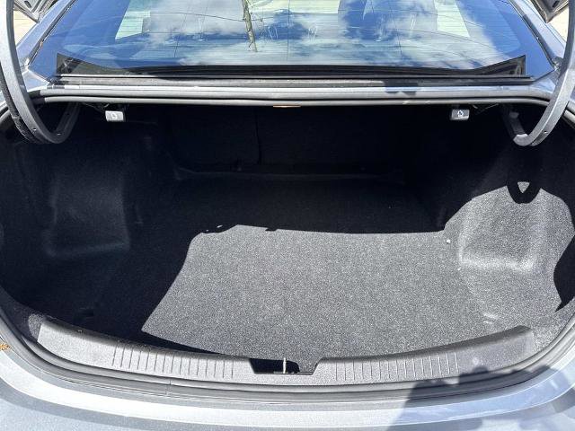 Used 2024 Chevrolet Malibu LT image 11