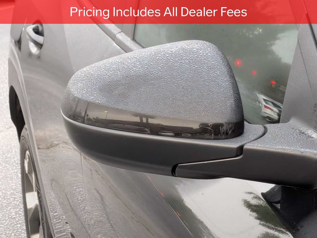 Used 2024 Chevrolet Trax LT w/ Driver Confidence Package FWD image 12