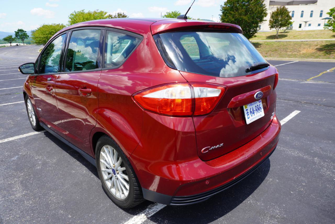 Used 2015 Ford C-MAX SE w/ Equipment Group 201A FWD image 11