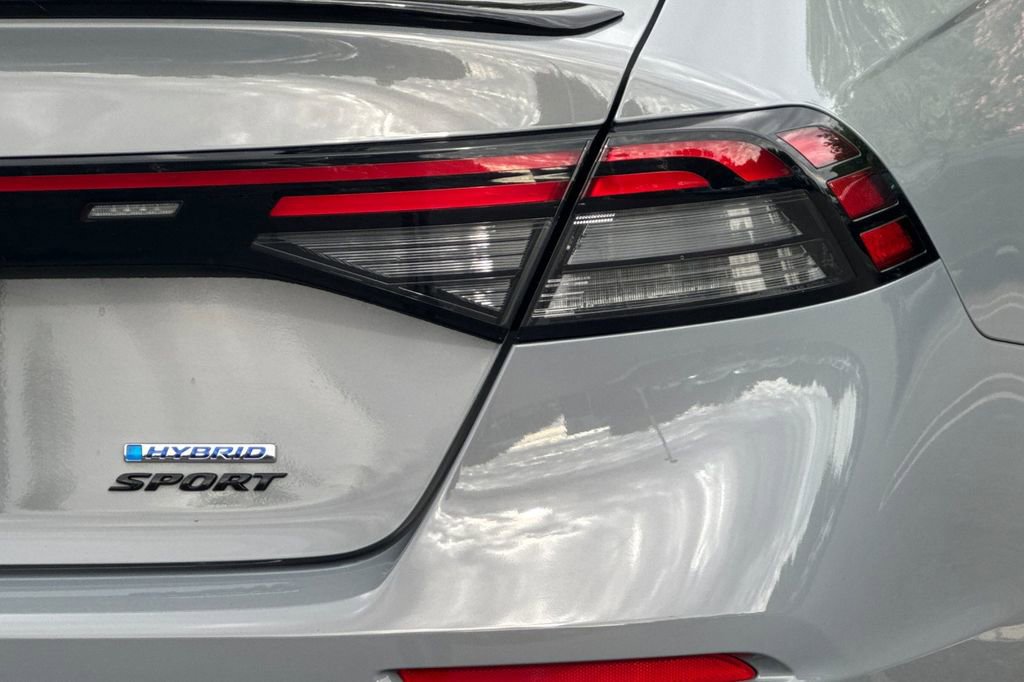Certified 2025 Honda Accord Sport image 26