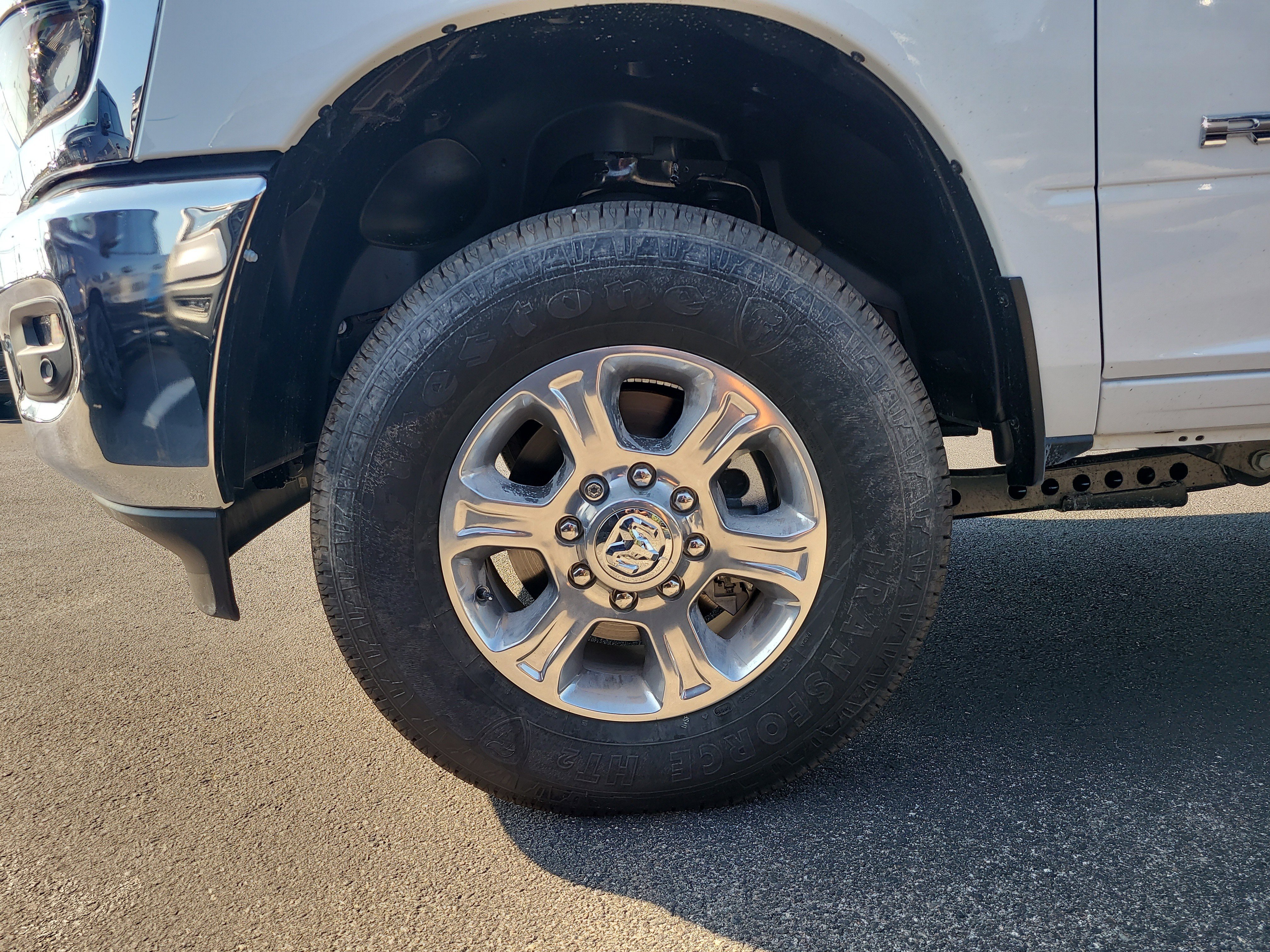 New 2026 RAM 3500 Big Horn AWD/4WD image 10
