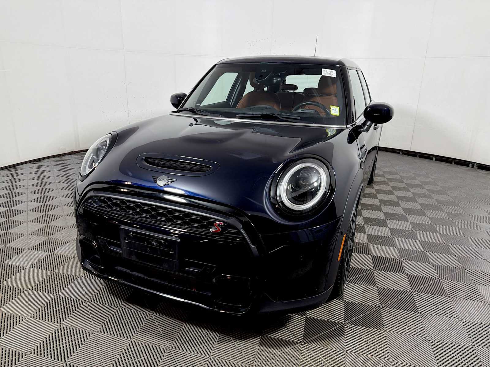 Used 2024 MINI Cooper S FWD image 3