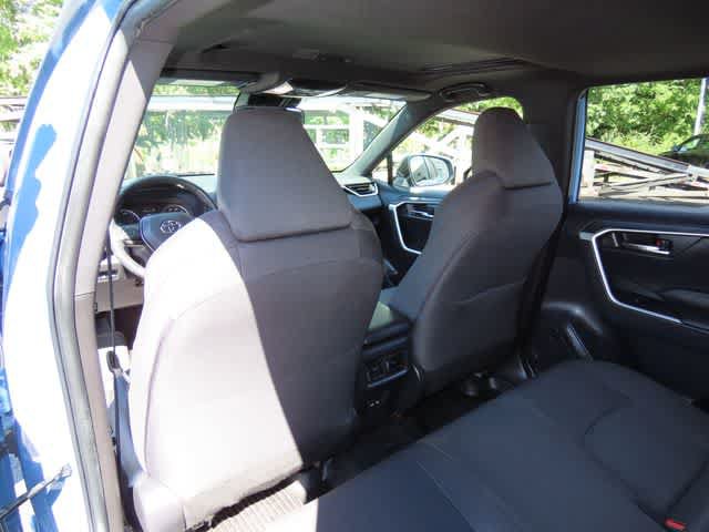 Used 2022 Toyota RAV4 SE w/ Convenience Package AWD/4WD image 15