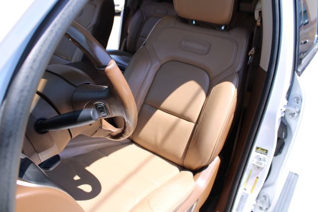 Used 2019 RAM 1500 Limited AWD/4WD image 13