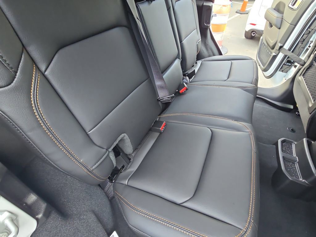 New 2025 Jeep Wrangler Unlimited Sahara AWD/4WD image 11
