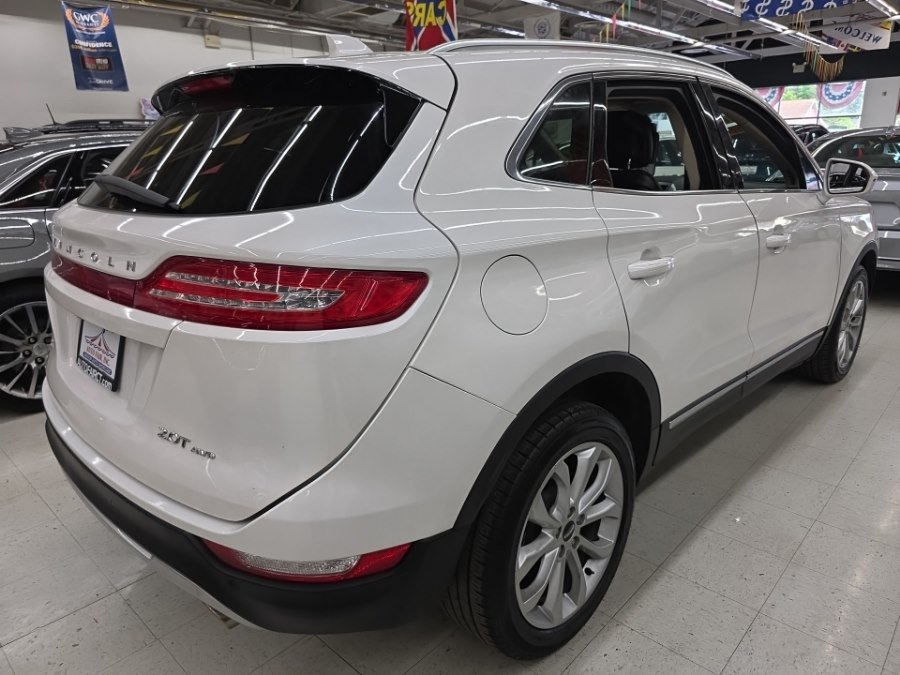 Used 2017 Lincoln MKC Select w/ Select Plus Package AWD/4WD image 6