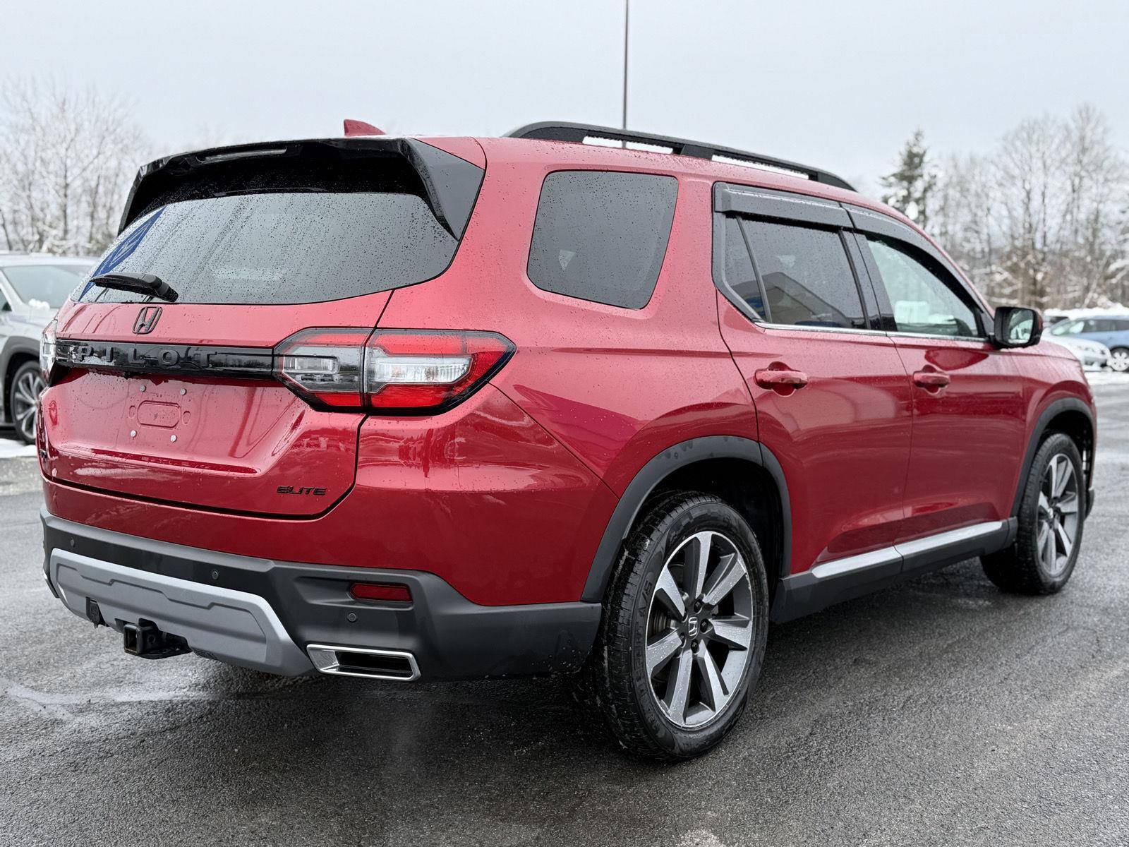 Used 2023 Honda Pilot Elite image 5